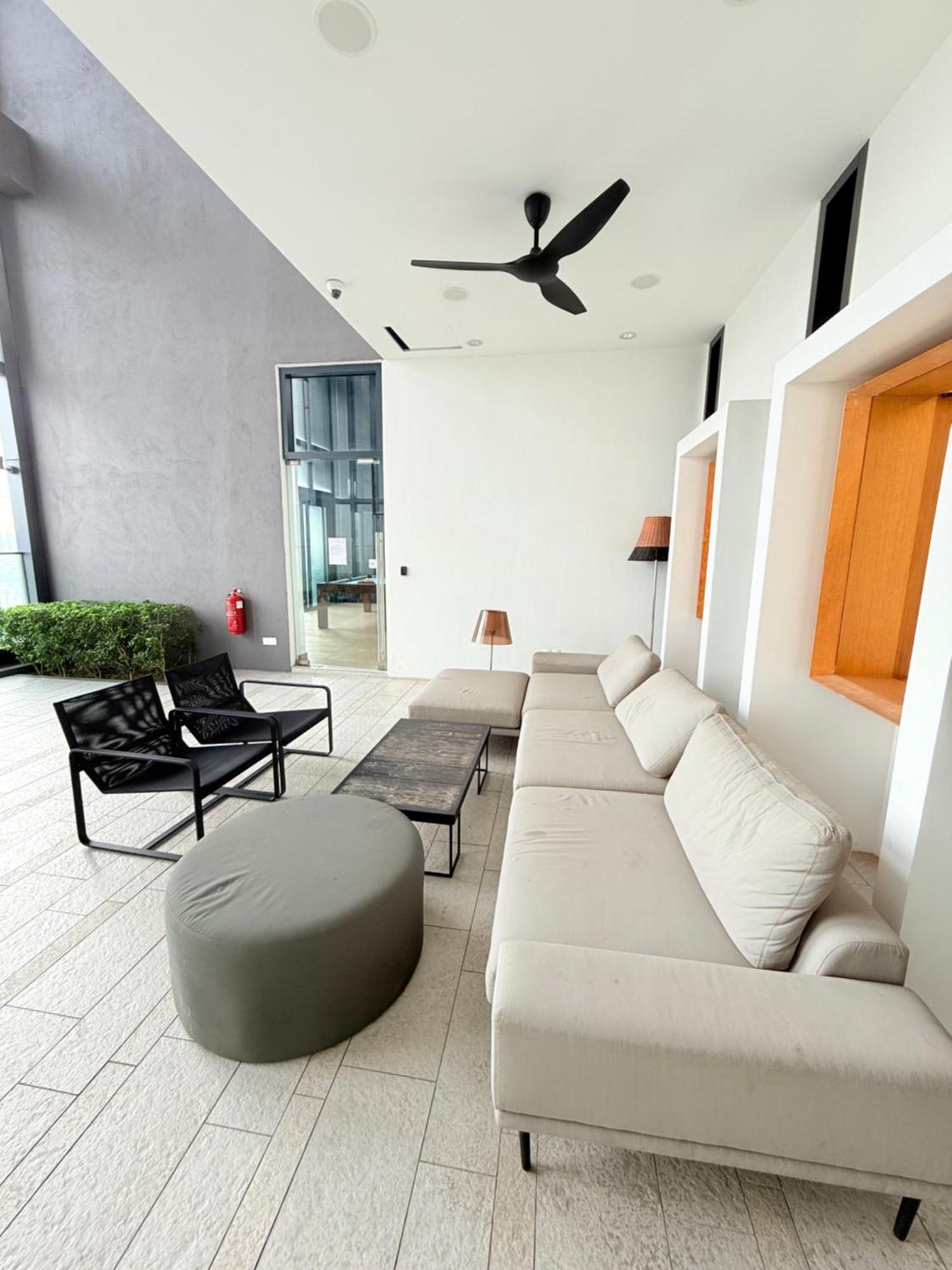 Bbcc At Lucentia 2 Apartment *